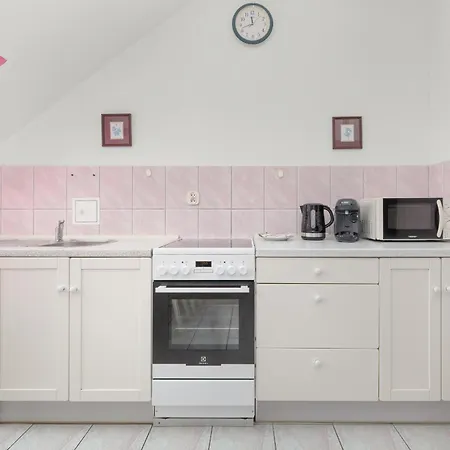 Centrum Ratuszowa Pink By Renters 公寓 *